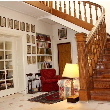 Charming Beach House Holiday home *